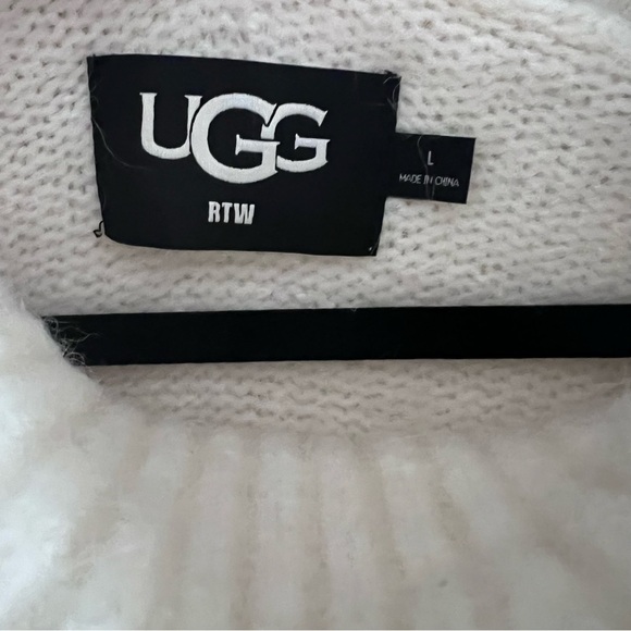 UGG Women's Lylah Rollneck Sweater in Cream |Size Large| - Picture 4 of 5